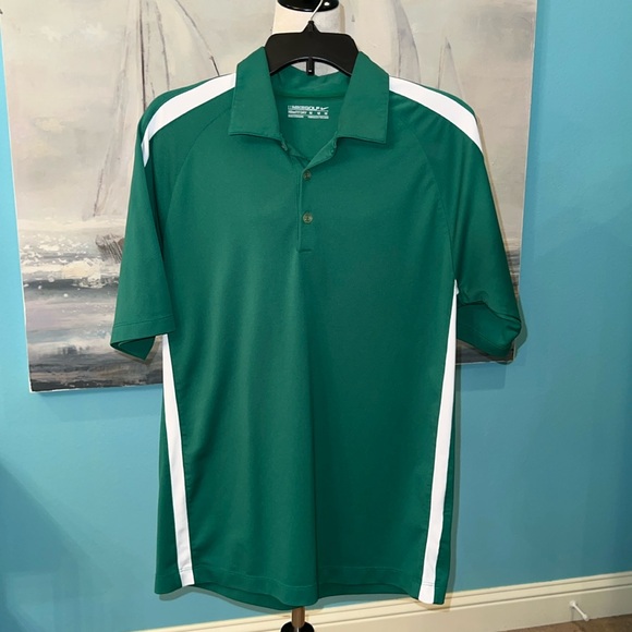 🌟2/$15🌟Nike Golf Fit Dry Green Golf Shirt, Medium - Picture 1 of 7
